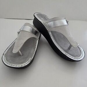 Alegria Thong Wedge Sandals Silver Lizard Print Women 38